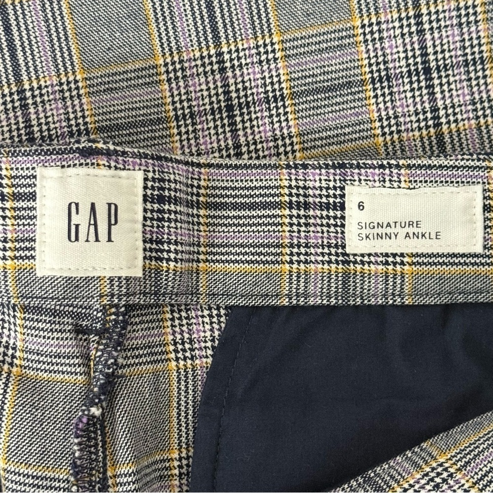 GAP Signature Skinny Ankle Pants in Plaid. Size 6 - Picture 7 of 9